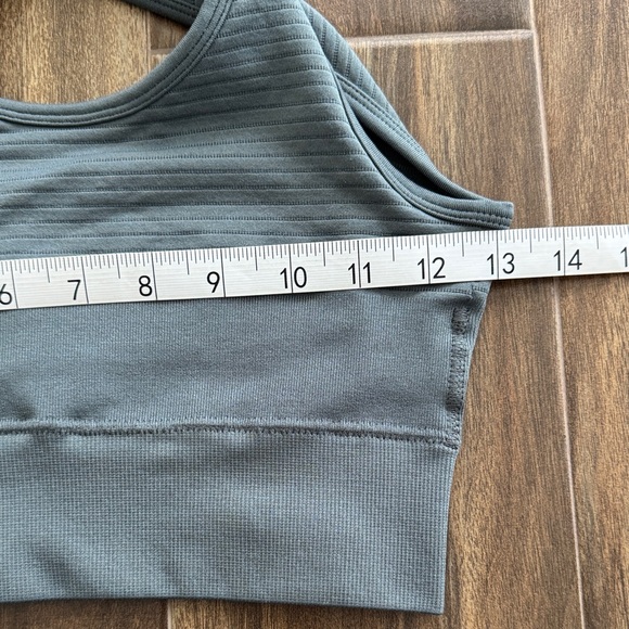 Alphalete Charcoal Ribbed Sports Bra - Picture 4 of 11